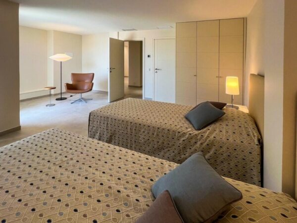 chambre double appartement croisette cannes